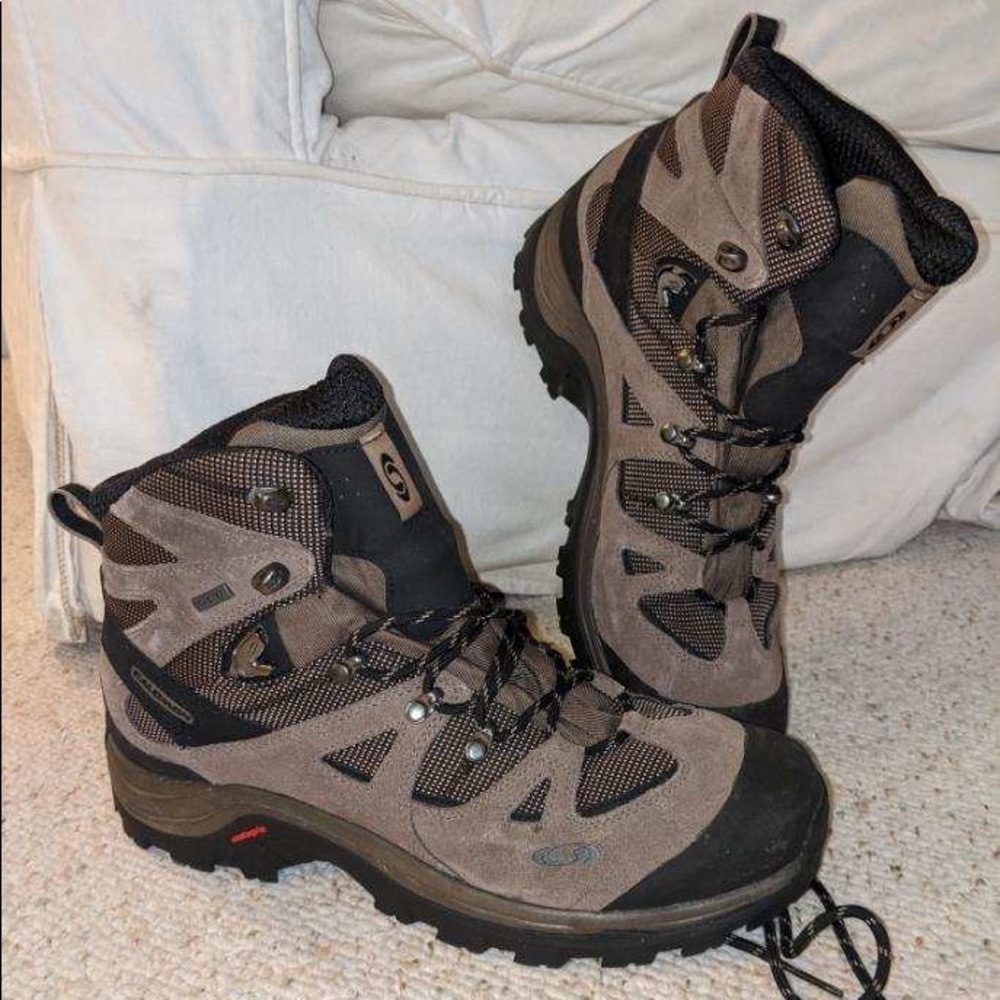 Salomon- GoreTex- Hiking Boots- Men’s- 11.5